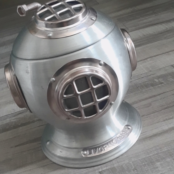 PEWTENTONE Other - VINTAGE 70's..PEWTERTONE OLDE TARKANDWARE..DIVING HELMET ICE BUCKET..
